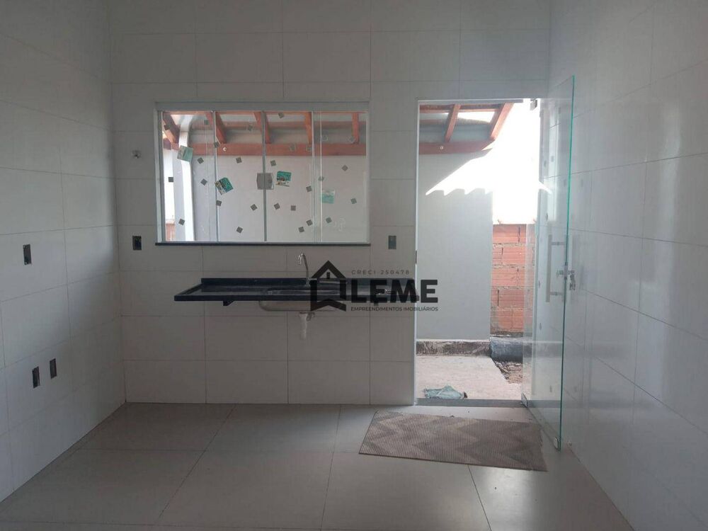 Casa, 2 quartos, 62 m² - Foto 1