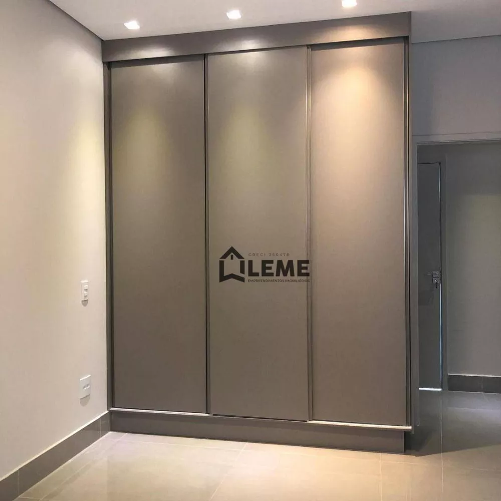 Casa, 3 quartos, 192 m² - Foto 1