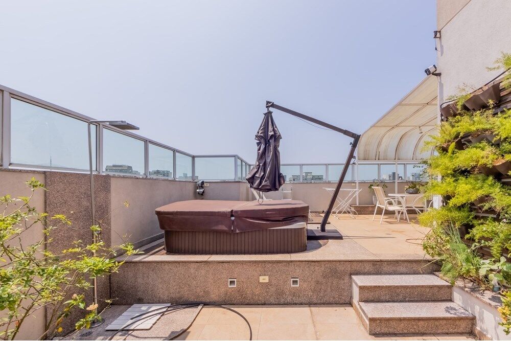 Cobertura à venda com 4 quartos, 350m² - Foto 8