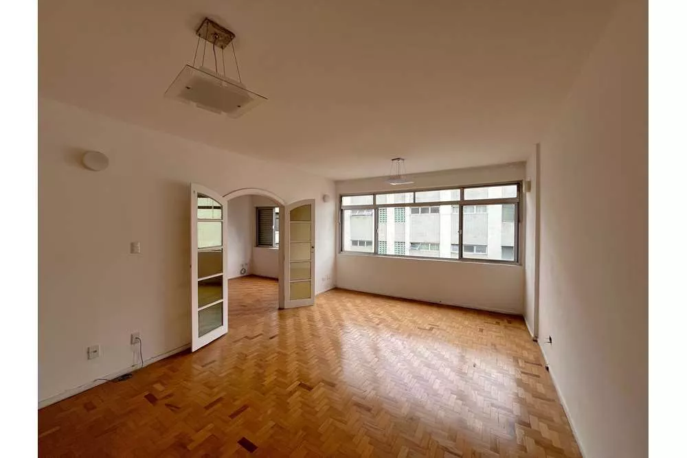 Apartamento à venda com 3 quartos, 115m² - Foto 1