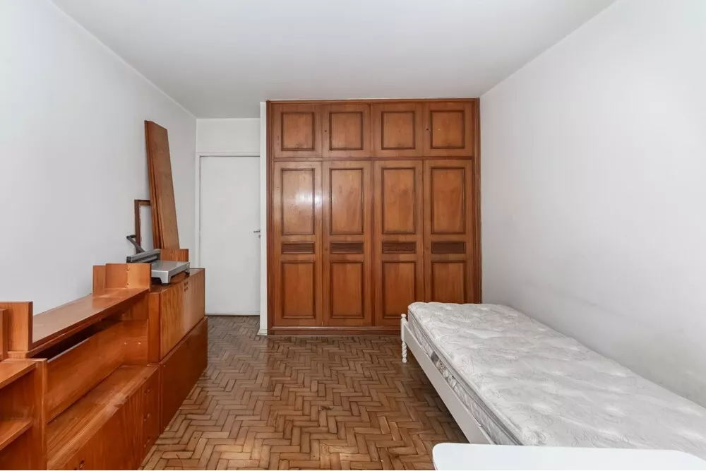 Apartamento à venda com 3 quartos, 158m² - Foto 9