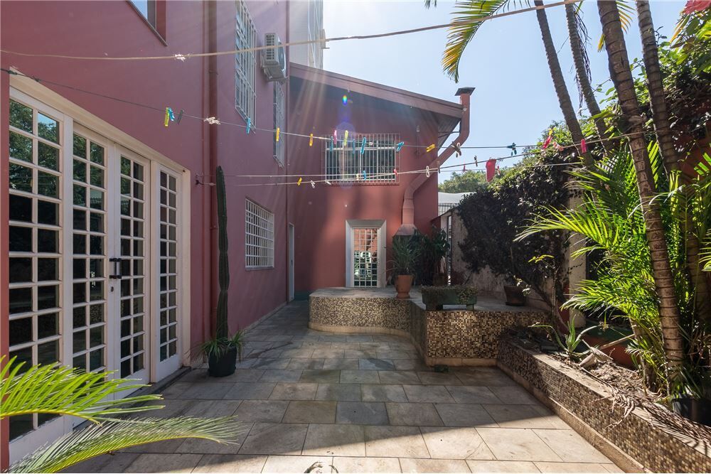 Casa à venda com 8 quartos, 412m² - Foto 7