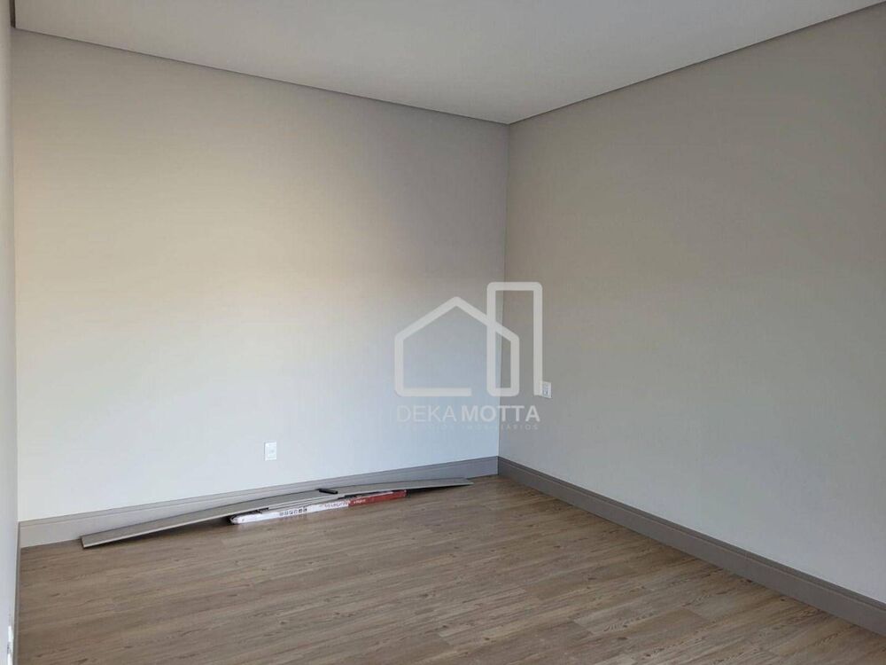 Casa, 3 quartos, 240 m² - Foto 3