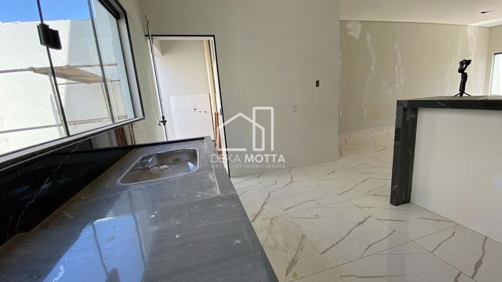 Sobrado à venda com 3 quartos, 115m² - Foto 1