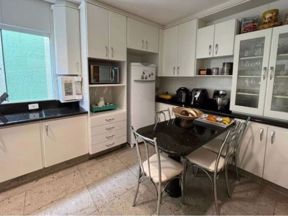 Sobrado, 5 quartos, 404 m² - Foto 1