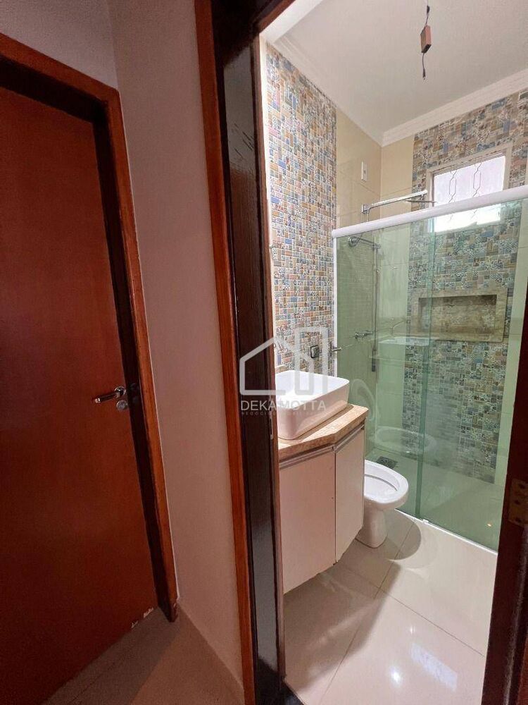 Casa, 3 quartos, 240 m² - Foto 4