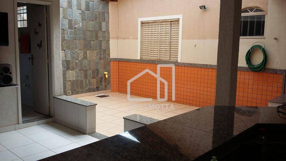 Casa, 3 quartos, 200 m² - Foto 9