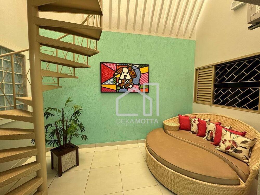 Casa, 3 quartos, 300 m² - Foto 1