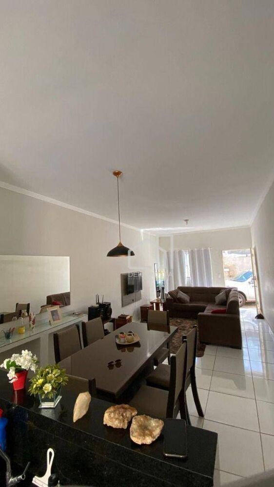 Casa, 3 quartos, 110 m² - Foto 1