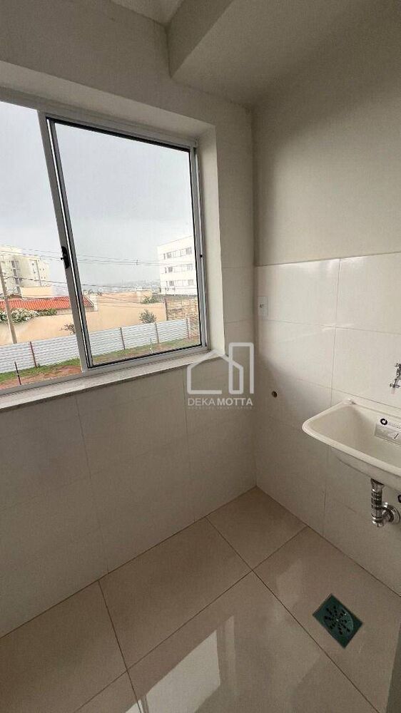 Apartamento à venda com 2 quartos, 9235m² - Foto 4