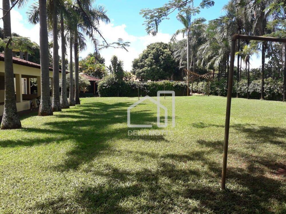 Chácara à venda com 5 quartos, 588m² - Foto 3