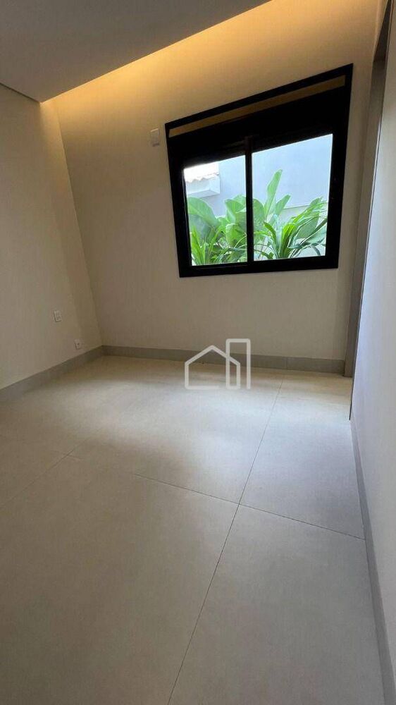Casa, 3 quartos, 229 m² - Foto 15