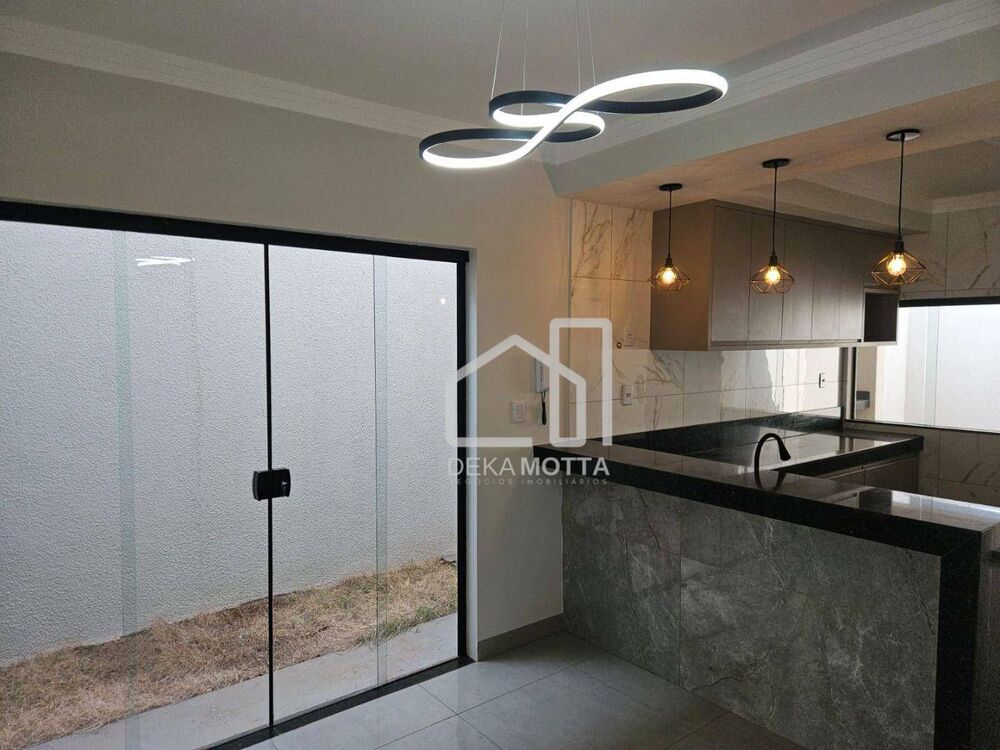 Casa à venda com 3 quartos, 126m² - Foto 4
