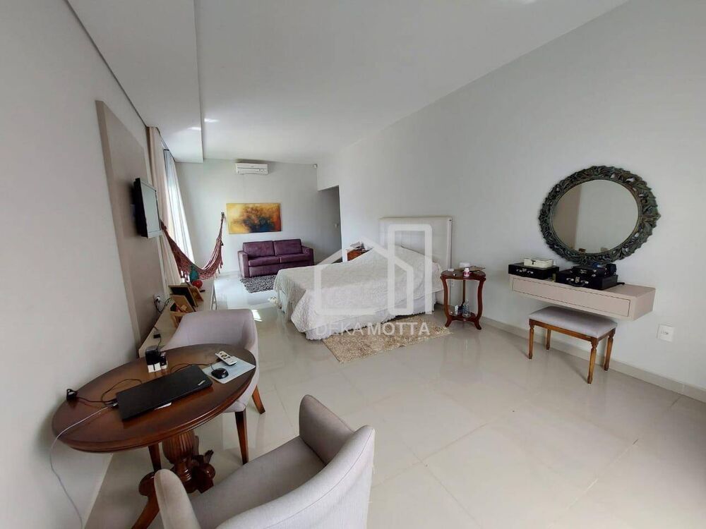 Casa à venda com 4 quartos, 320m² - Foto 4