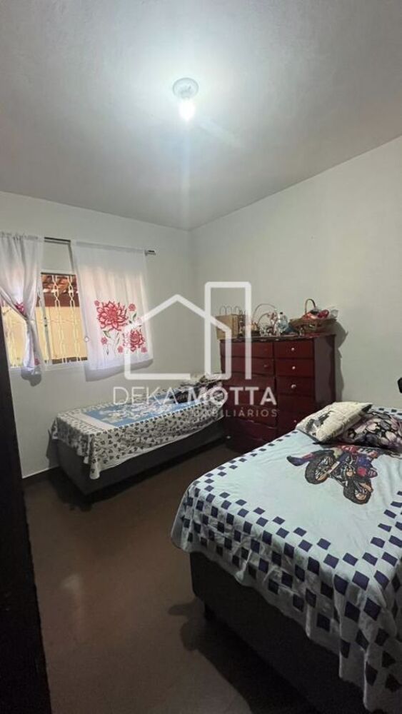 Sobrado, 5 quartos, 180 m² - Foto 1