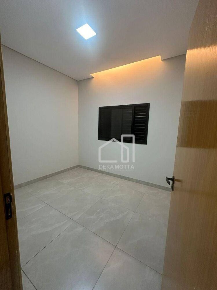 Casa à venda com 3 quartos, 142m² - Foto 7