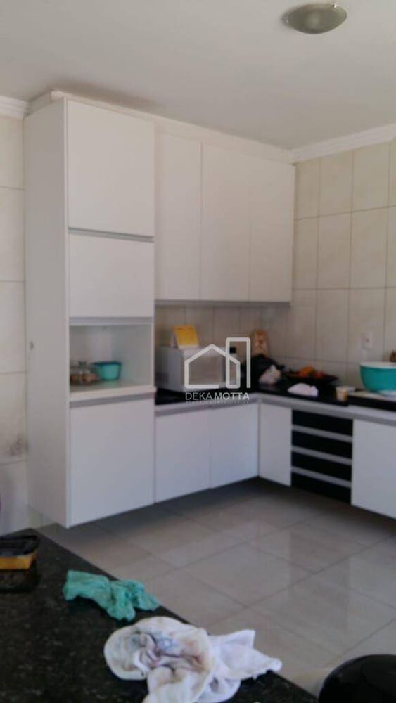 Casa à venda com 3 quartos, 236m² - Foto 8