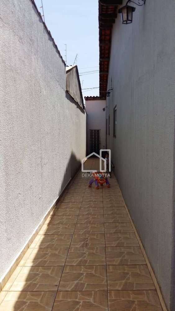 Casa à venda com 3 quartos, 236m² - Foto 6