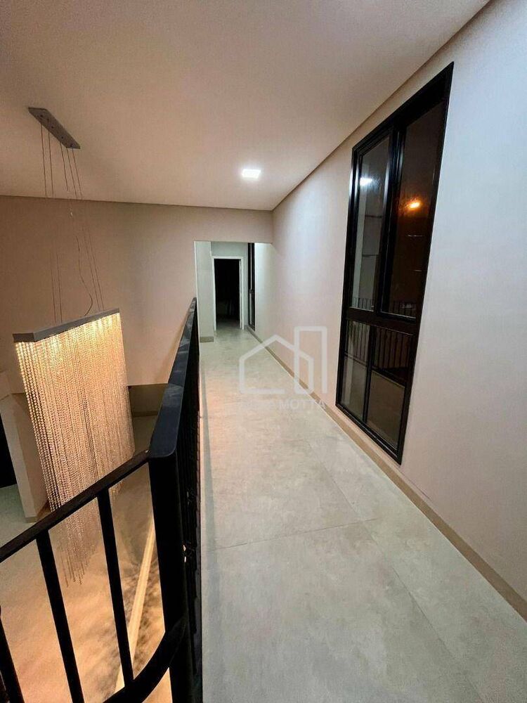 Sobrado à venda com 4 quartos, 306M2 - Foto 2