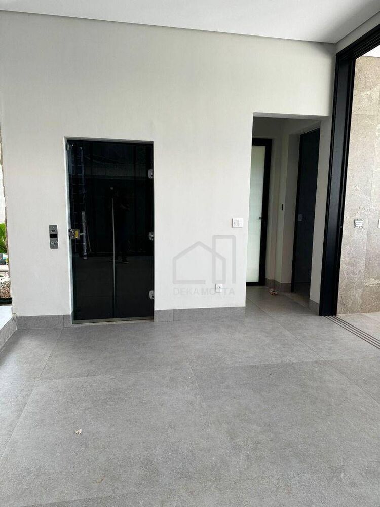 Casa, 4 quartos, 293 m² - Foto 1