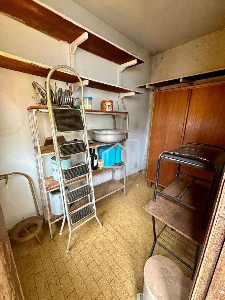 Casa, 4 quartos, 242 m² - Foto 3