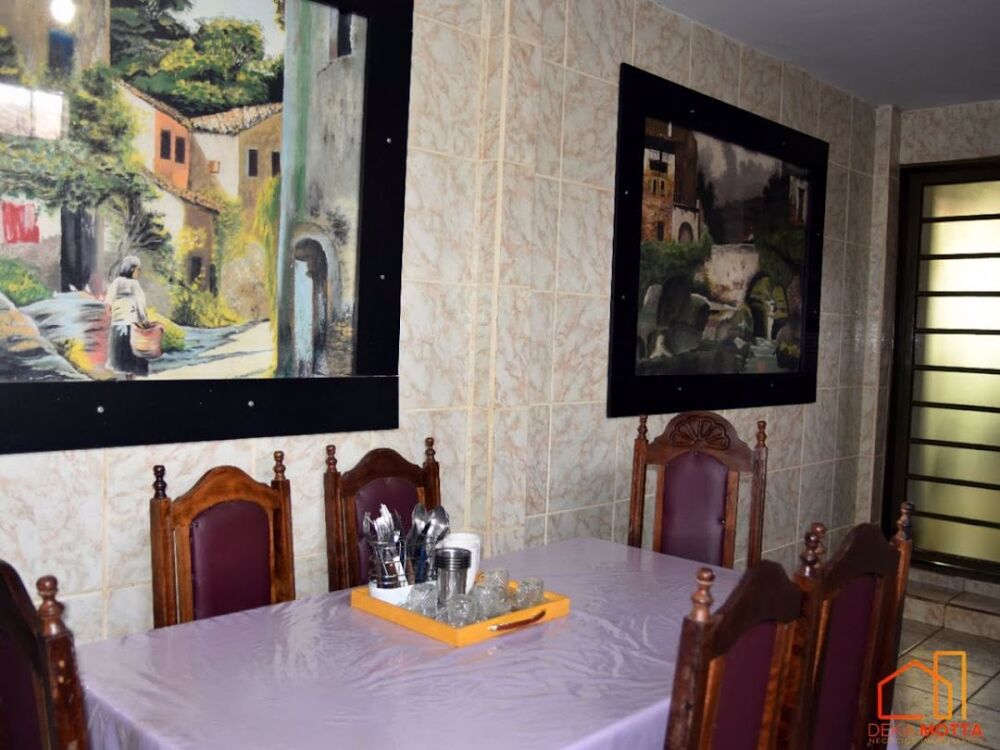 Casa, 3 quartos, 240 m² - Foto 4