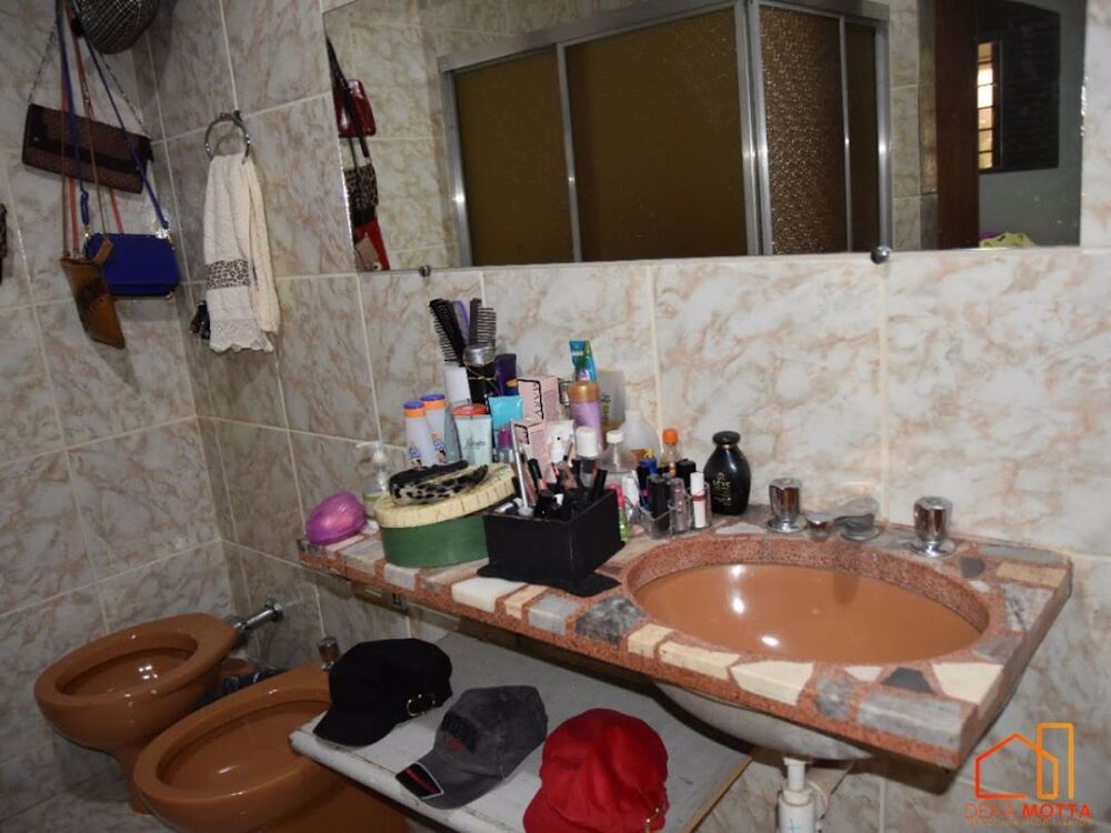 Casa, 3 quartos, 240 m² - Foto 1