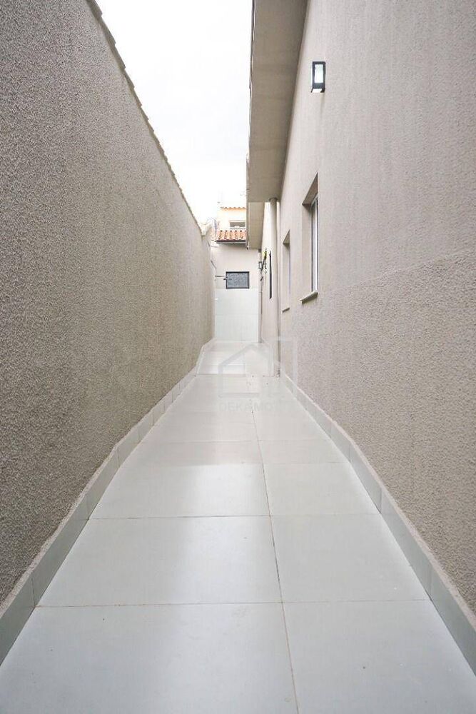 Casa à venda com 3 quartos, 260m² - Foto 1