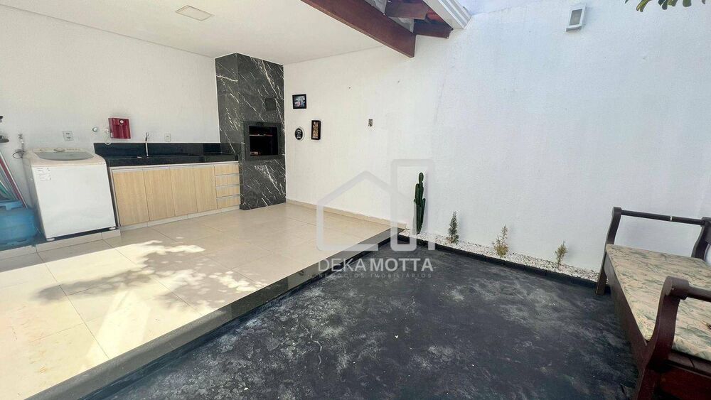 Casa à venda com 3 quartos, 300M2 - Foto 4