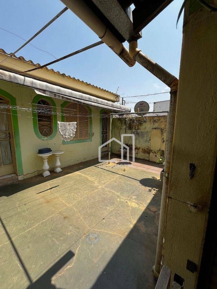 Casa, 5 quartos, 250 m² - Foto 4
