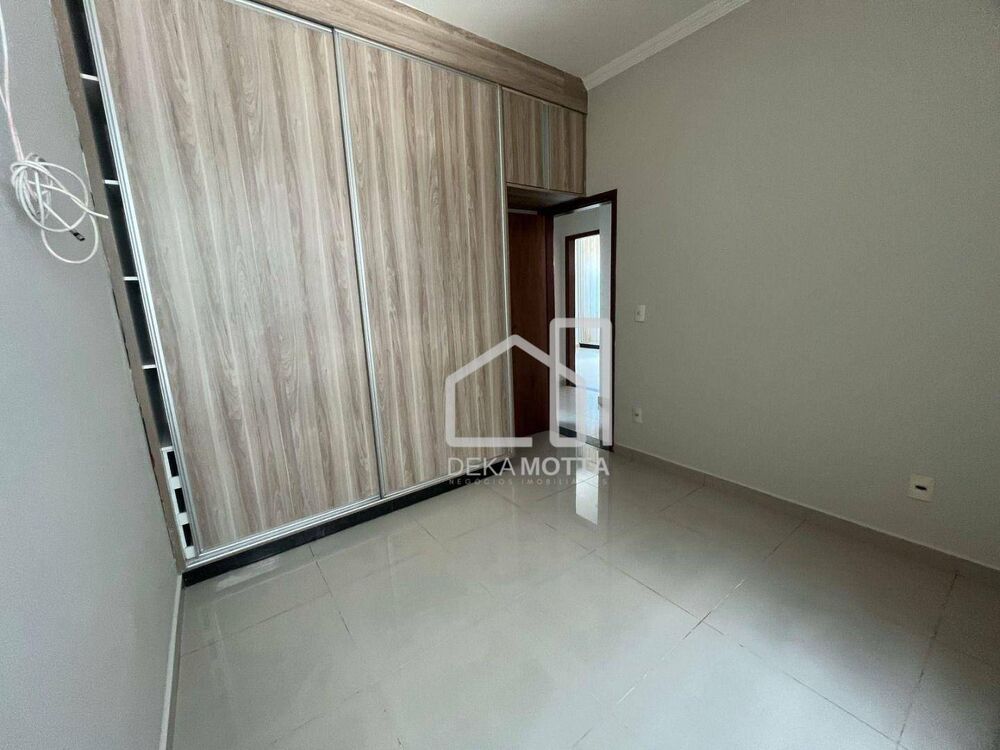 Casa à venda com 2 quartos, 200m² - Foto 18
