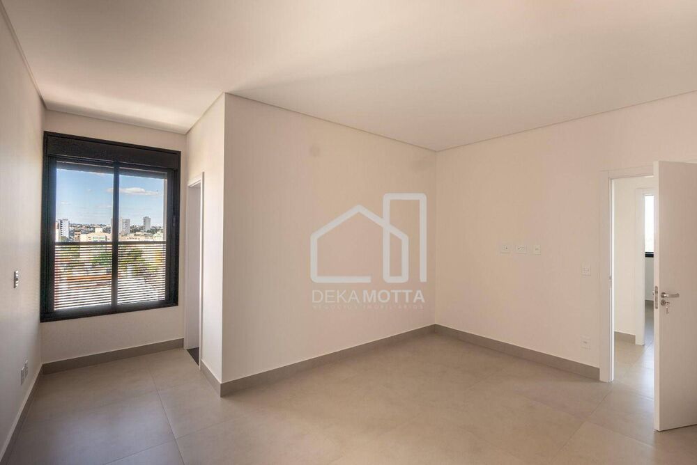 Cobertura, 3 quartos, 236 m² - Foto 3