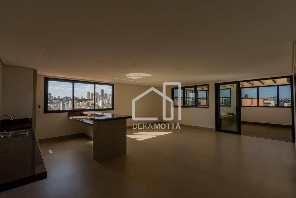 Cobertura, 3 quartos, 236 m² - Foto 2