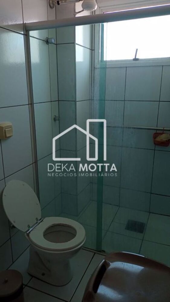 Apartamento à venda com 3 quartos, 1m² - Foto 2