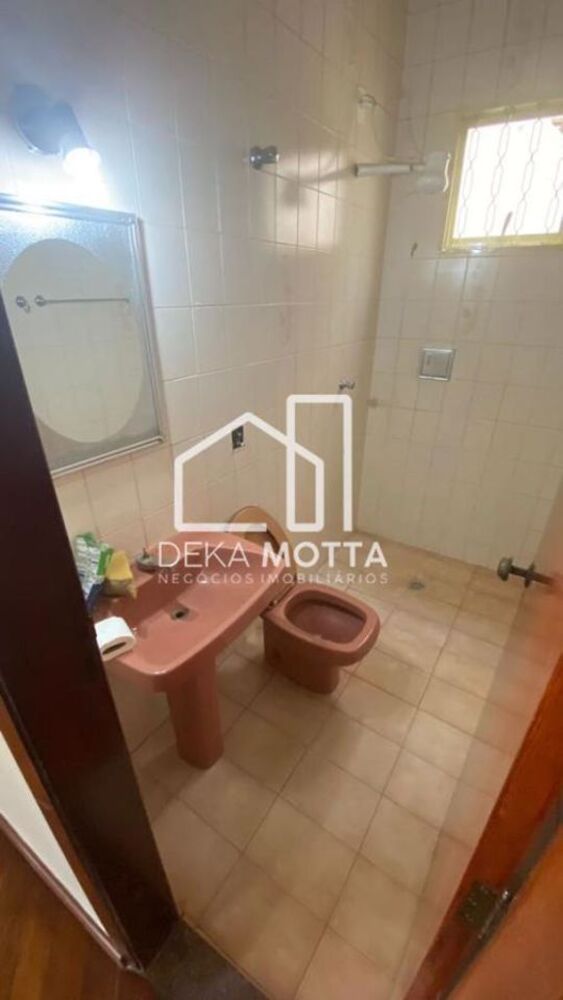 Casa para alugar com 4 quartos, 120m² - Foto 12