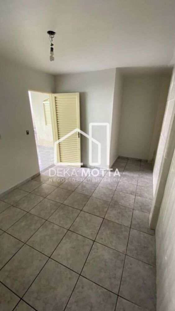 Casa para alugar com 4 quartos, 120m² - Foto 21