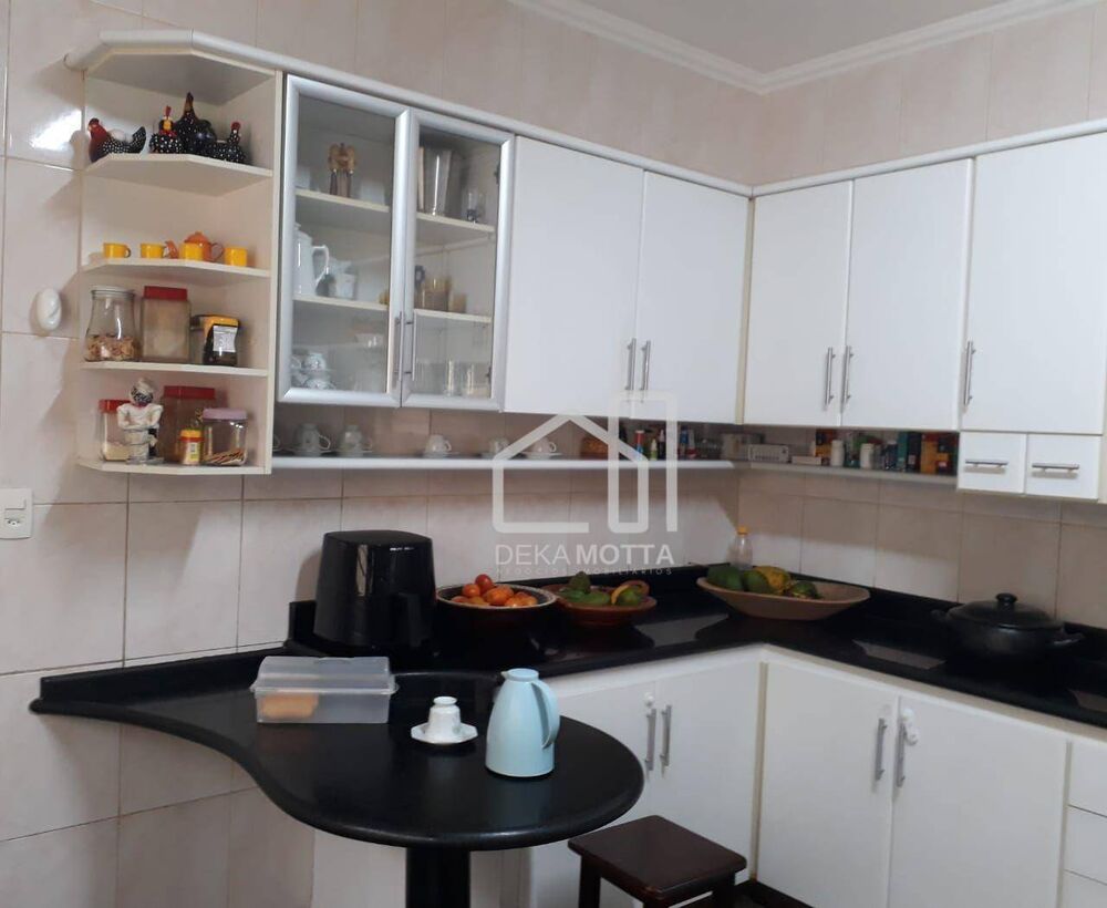 Casa, 4 quartos, 245 m² - Foto 3