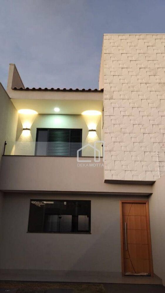 Sobrado, 3 quartos, 127 m² - Foto 1