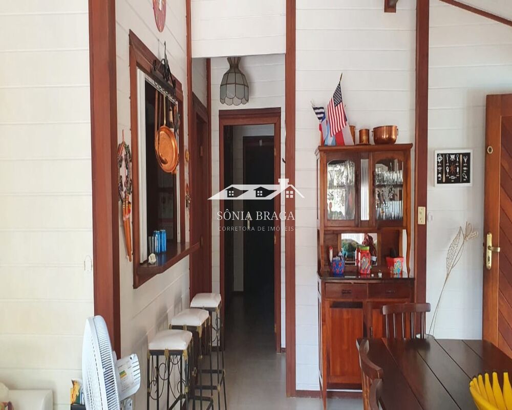 Casa à venda com 4 quartos, 267m² - Foto 9