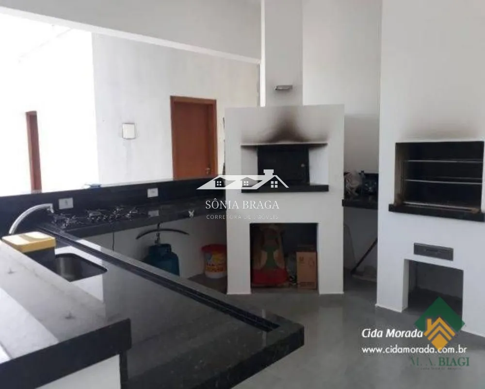Casa, 4 quartos, 270 m² - Foto 1