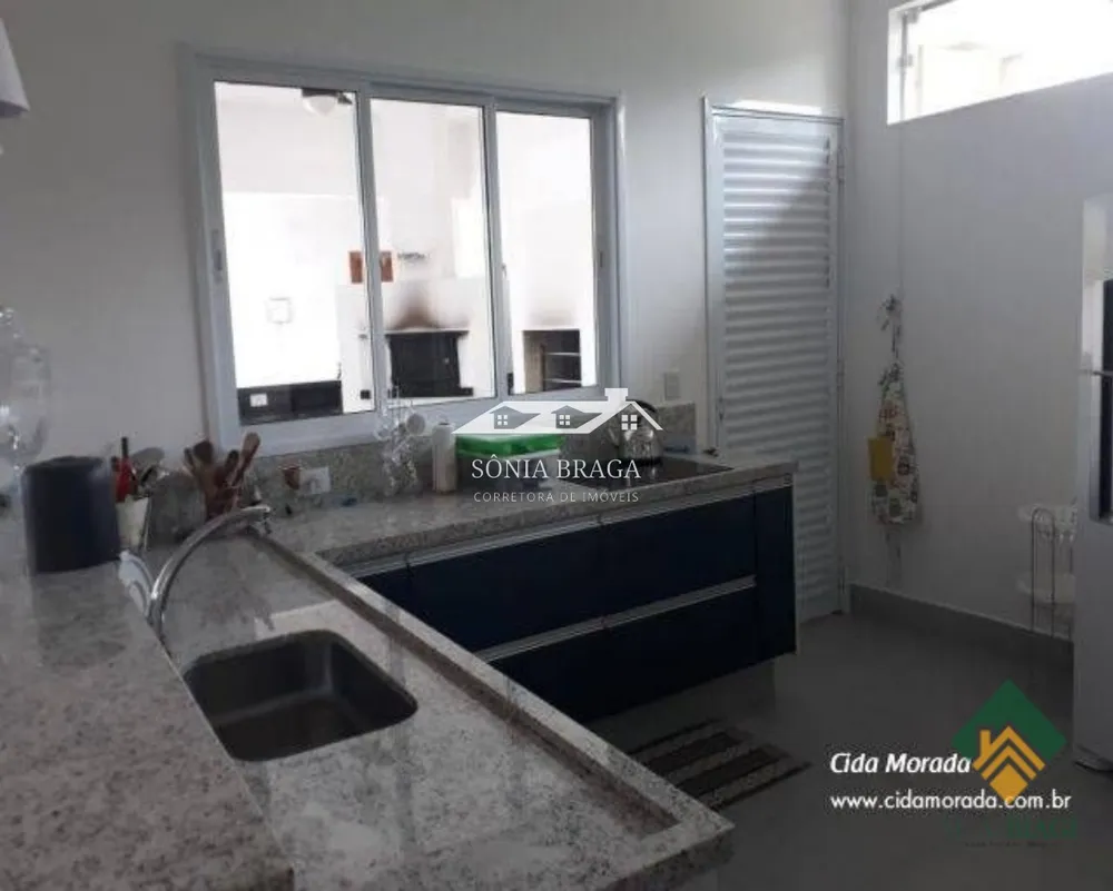 Casa, 4 quartos, 270 m² - Foto 4