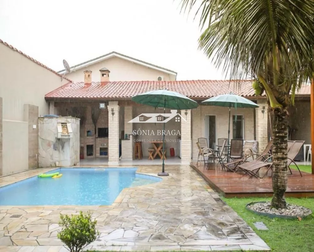Casa, 4 quartos, 180 m² - Foto 1
