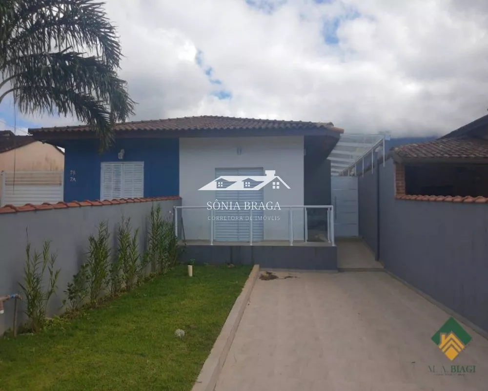 Casa à venda com 3 quartos, 150m² - Foto 1