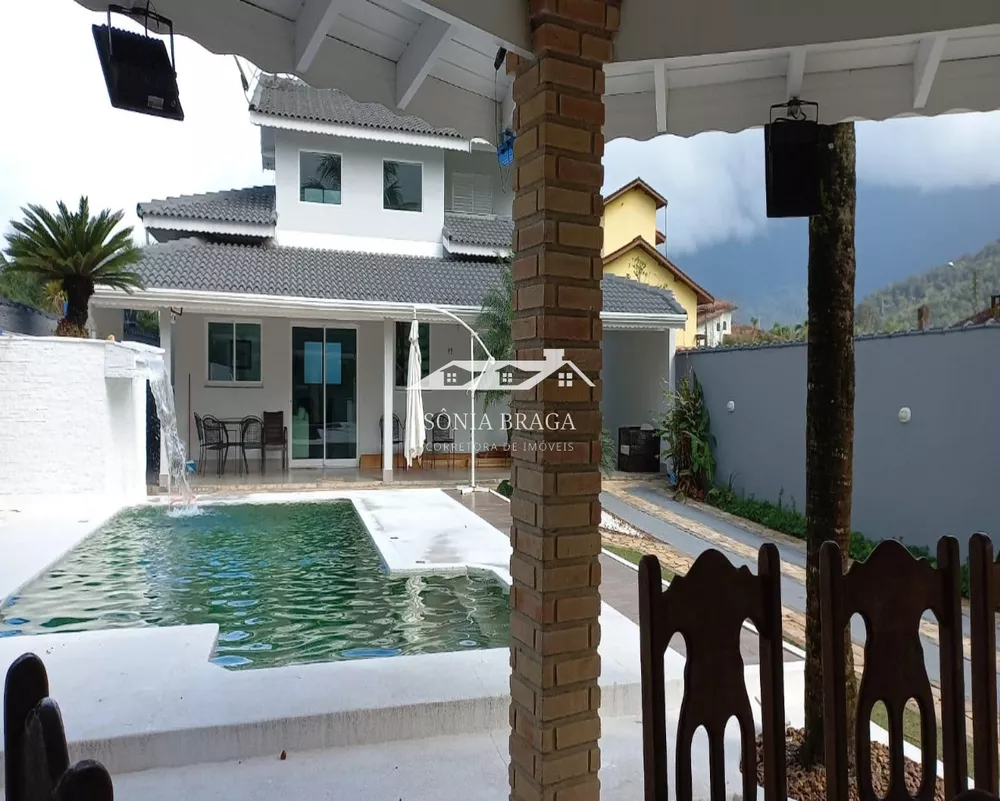 Casa, 3 quartos, 180 m² - Foto 1