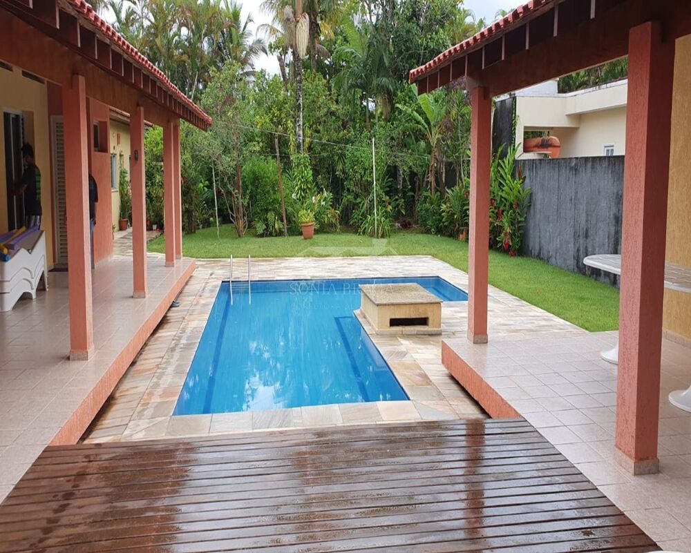 Casa, 4 quartos, 360 m² - Foto 1
