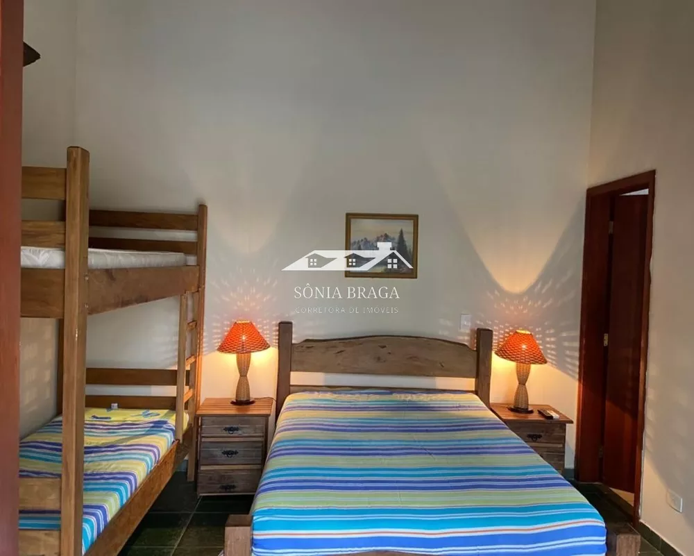 Casa, 4 quartos, 260 m² - Foto 1