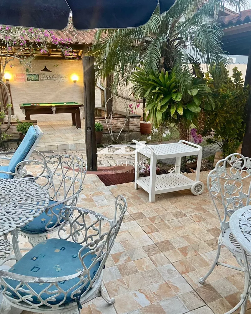 Casa, 4 quartos, 260 m² - Foto 3