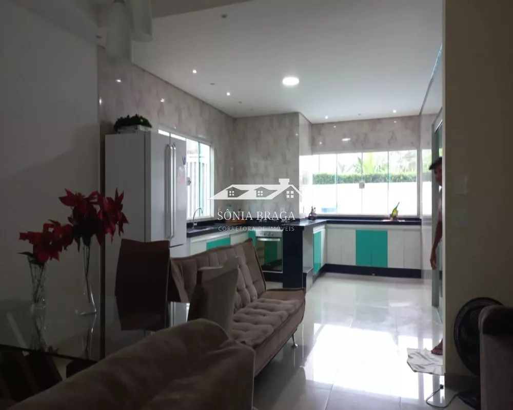 Casa, 4 quartos, 200 m² - Foto 9