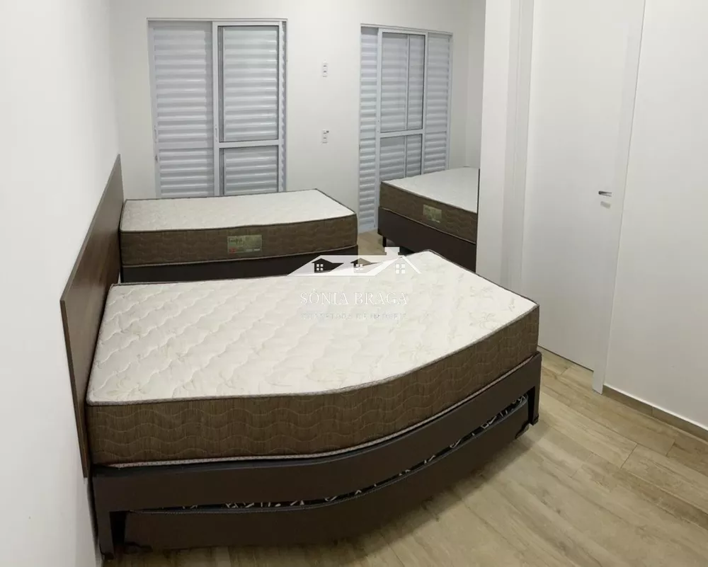 Casa, 4 quartos, 252 m² - Foto 2