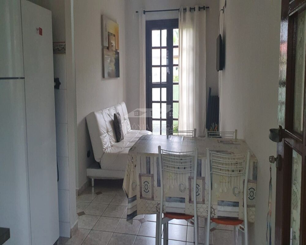 Casa, 2 quartos, 88 m² - Foto 1